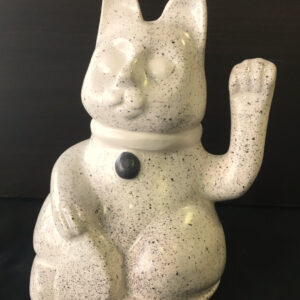 Gato de la suerte, PECAS